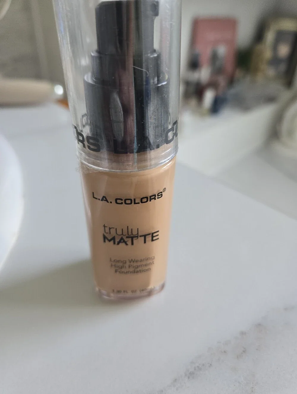 L.A. COLORS Truly Matte Long-Wearing Foundation - Warm Honey